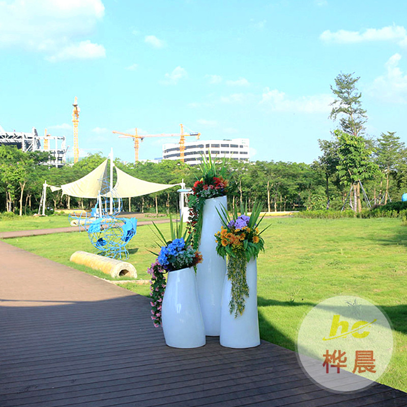 深圳玻璃鋼雕塑制作的大致的工藝流程包含哪些呢？