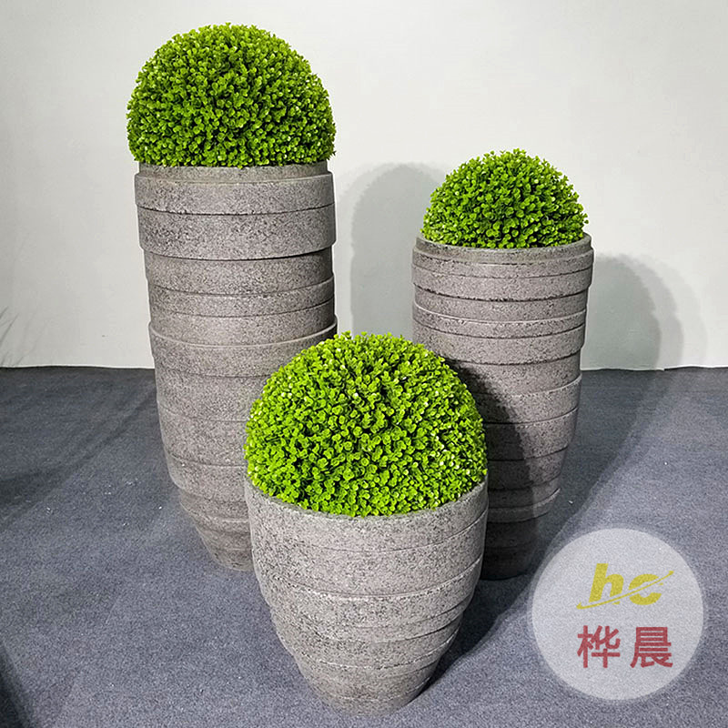 玻璃鋼花器時尚藝術(shù)裝飾山東煙臺商場